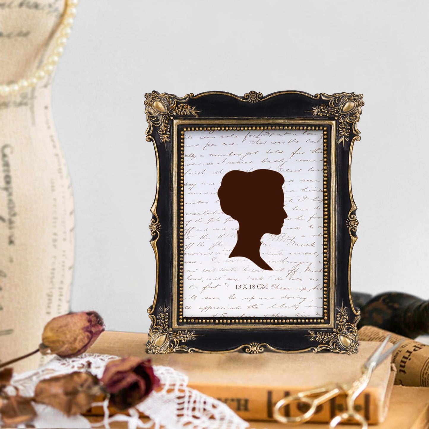AELS 5x7 Inch Vintage Picture Frame, Elegant Antique Photo Frames with Glass Front, Photo Display, Tabletop Wall Hanging, Gift Ideas, Gold and Black