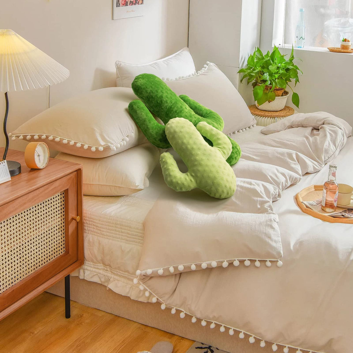 AELS Set of 2 Cactus Decorative Throw Pillows, 22"&14" Corduroy Striped Cactus Plush Pillow Set, Office Nap Pillow, Cute Succulent Throw Pillow for Nursery Bedroom Room Decor, Grass Green & Lime Green