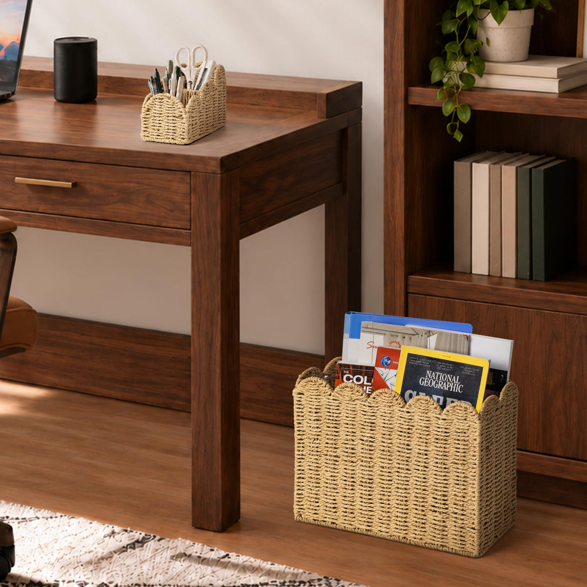 AELS Woven Natural Fibre Magazine Holder, Scalloped Edge Floor Magazine Rack, Hand-woven Organizer, Boho Modern Farmhouse Book Basket, File Newspaper Mail Holder for Office