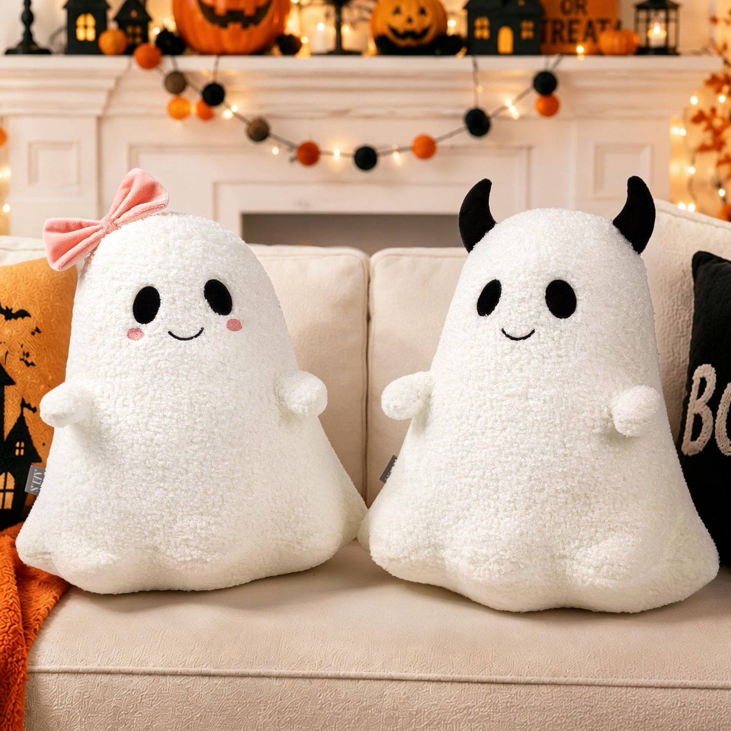 AELS Ghost with Horns Throw Pillow, Spooky Halloween Decorative Pillow | Soft Plush White Ghost Pillow for Couch Sofa Bed Living Room Decor, Cute Spooky Halloween Party Decoration
