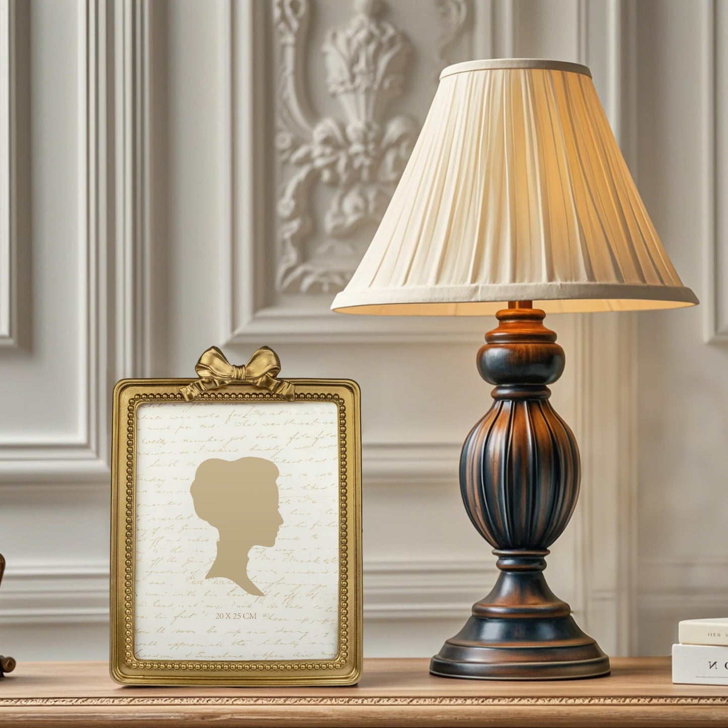 AELS 4x4 Inch Heart Shaped Vintage Picture Frame, Elegant Antique Bow Photo Frames with Glass Front, Photo Display, Tabletop Wall Hanging, Gift Ideas, Golden Bronze