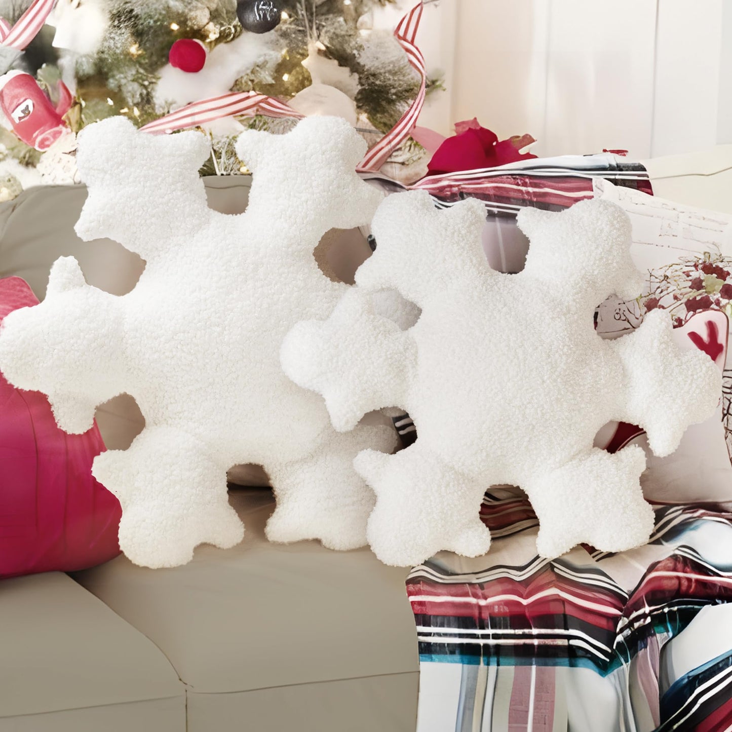 AELS 21.6 Inches 3D Snowflake Christmas Decorative Throw Pillow, Cute Winter Faux Fur Plush Throw Pillow, Living Room Bedroom Nursery Decor, White Christmas Decoration, Snow White