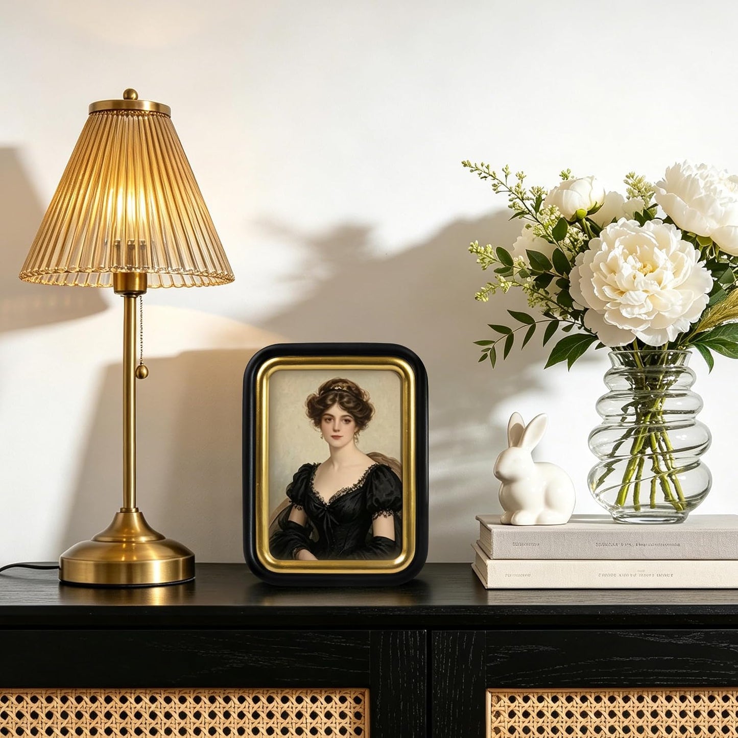 AELS 5x7 Inch Black Gold Vintage Picture Frame, Elegant Antique Photo Frames with Glass Front, Photo Display, Tabletop Wall Hanging, Gift Ideas