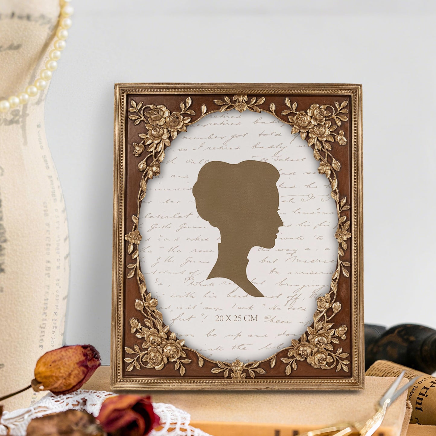 AELS 8x10 Inch Vintage Picture Frame, Elegant Antique Photo Frames with Glass Front, Photo Display, Tabletop Wall Hanging, Gift Ideas, Brown
