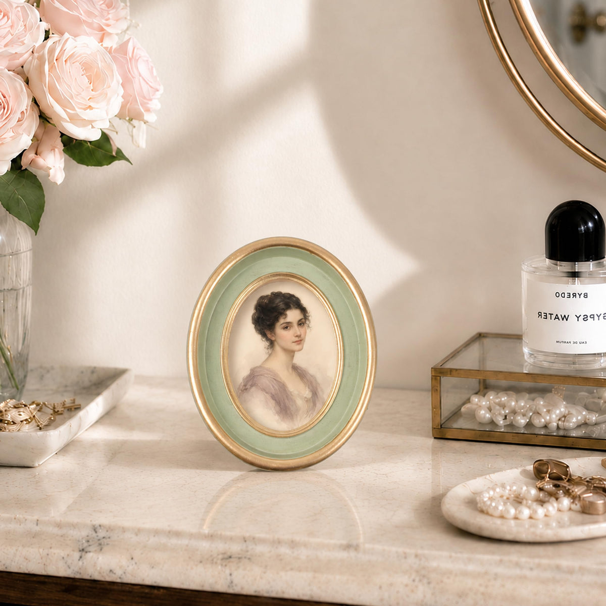 AELS 4x6 Inch Vintage Picture Frame, Elegant Antique Photo Frames with Glass Front, Photo Display, Tabletop Wall Hanging, Gift Ideas, Black Oval with Gold Trim