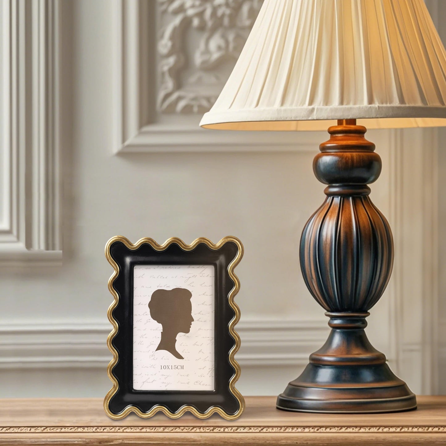 AELS 4x6 Inch Vintage Scalloped Picture Frame, Mid Century Modern Antique Photo Frames with Glass Front, Photo Display, Tabletop Wall Hanging, Gift Ideas, Dark Walnut