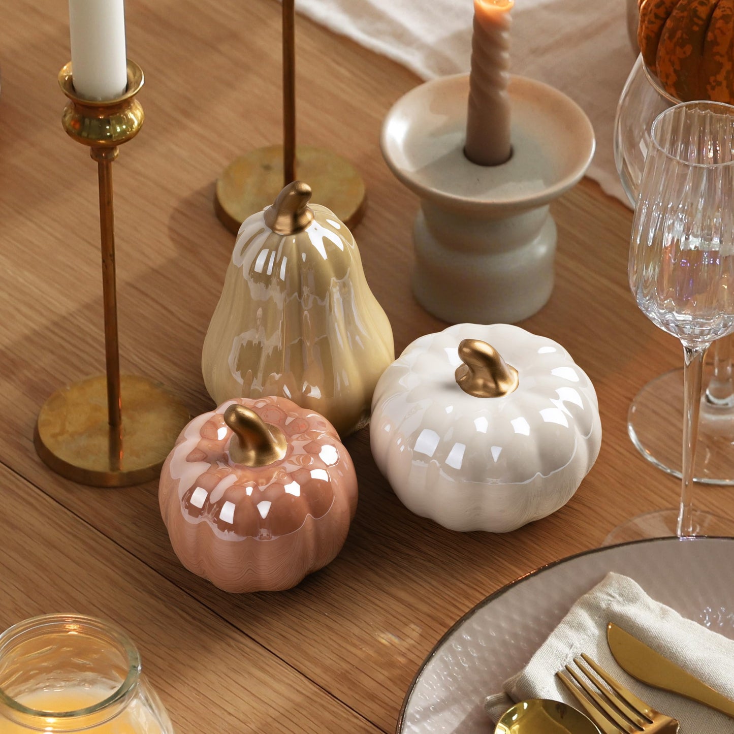AELS 5.9" Tall Modern Farmhouse Pumpkins Fall Decor Indoor, Set of 2 Elegant Tabletop Decorations, Resin Artificial Pumpkins Decor for Fall Table Runner, Office, Holiday Party Home, White