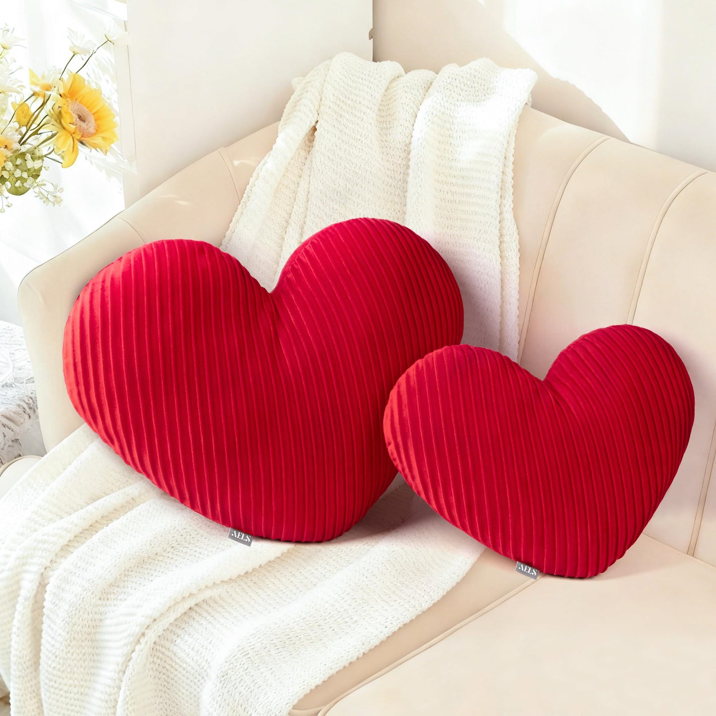 AELS Heart Shaped Pillow, 20 Inches Heart Decorative Throw Pillows, Faux Fur Love Cute Pillows, Valentines Day Decorations, Wedding Decor, Living Room Bedroom Nursery Decor, White