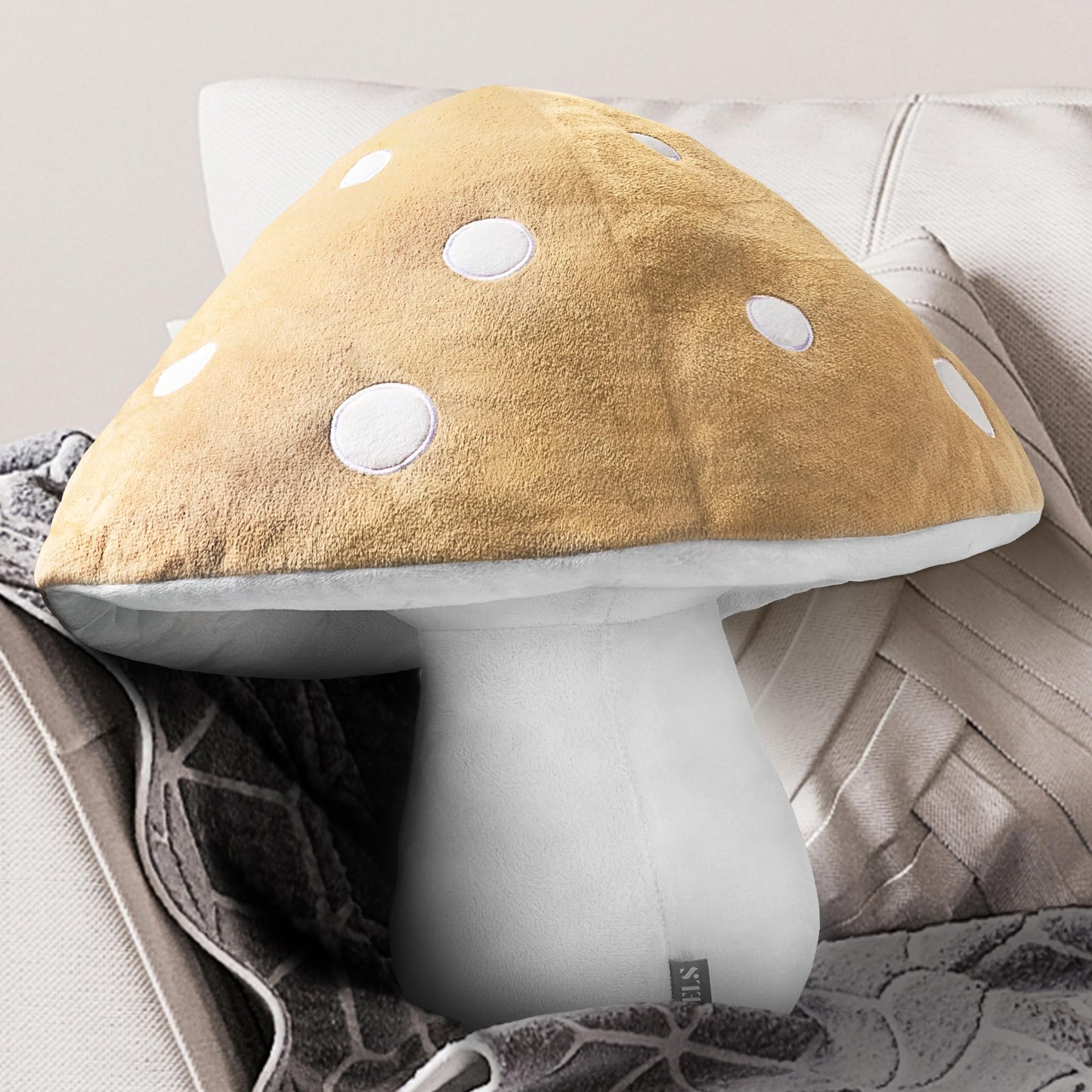 AELS 15.35 Inches Mushroom Pillow, Cute 3D Polka Dot Mushroom Plush, Decorative Throw Pillow for Lover Sofa Couch Living Room Bedroom Decor, Red