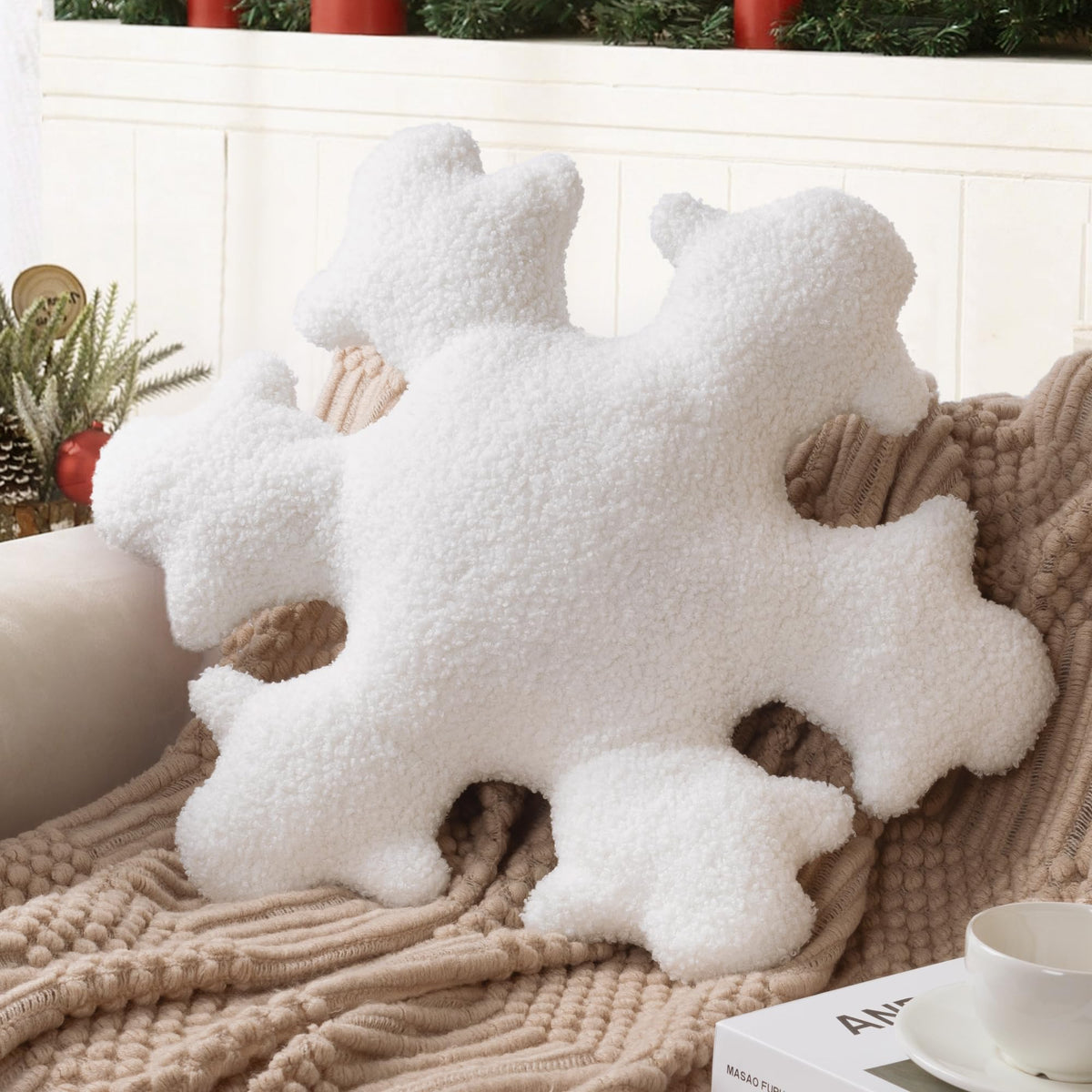 AELS Set of 2 Snowflake Christmas Faux Fur Decorative Throw Pillows, White