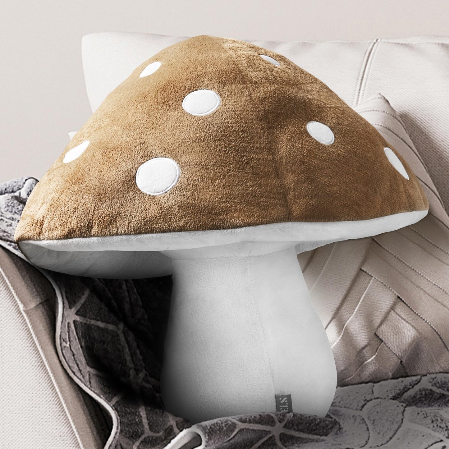 AELS 15.35 Inches Mushroom Pillow, Cute 3D Polka Dot Mushroom Plush, Decorative Throw Pillow for Lover Sofa Couch Living Room Bedroom Decor, Red