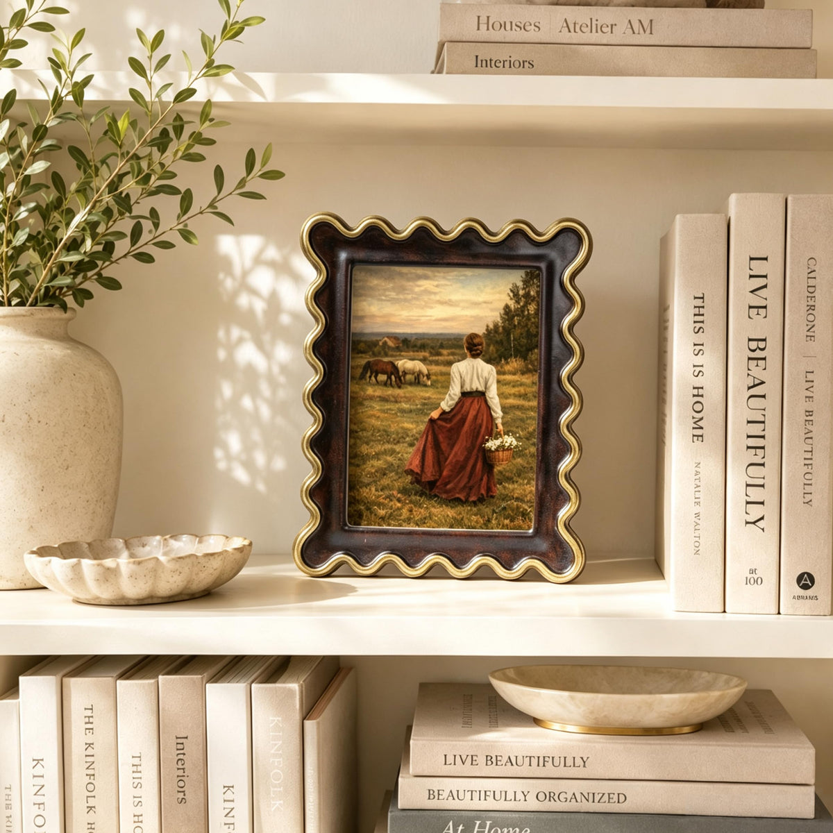 AELS 4x6 Inch Vintage Scalloped Picture Frame, Mid Century Modern Antique Photo Frames with Glass Front, Photo Display, Tabletop Wall Hanging, Gift Ideas, Dark Walnut