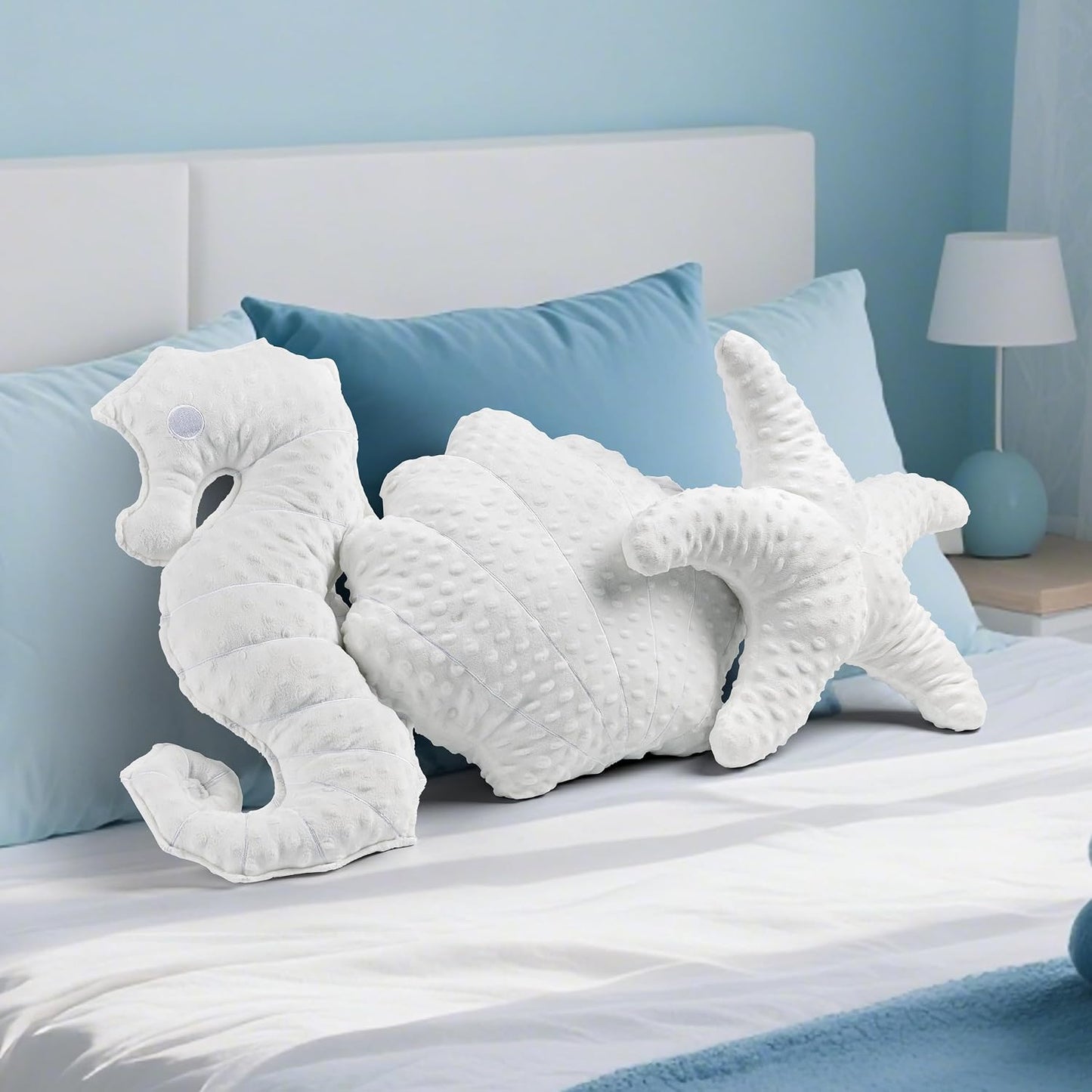 AELS Coastal Throw Pillows Set of 2, Starfish Shell Pillows, Beach Ocean Nautical Themed Smooth Soft Minky Decorative Throw Pillows, Cute Pillow for Couch Sofa Bed Living Room Bedroom Nursery, White