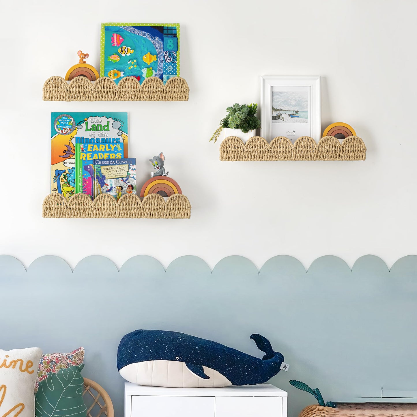 Scalloped Nursery Bookshelf, Set of 2, Picture Ledge Shelf for Wall Decor, Woven Straw Paper Floating Shelves for Books, Toys, Photo Frames, Nursery, Boho Modern Farmhouse Book Shelf, Beige