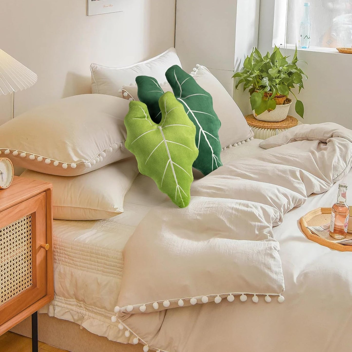 AELS Set of 2 3D Leaves Decorative Throw Pillows, 19"& 15" Philodendron Gloriosum Plush Pillow Set for Plant Lovers Garden Lovers, Living Room Bedroom Nursery Decor, Light Green & Dark Green