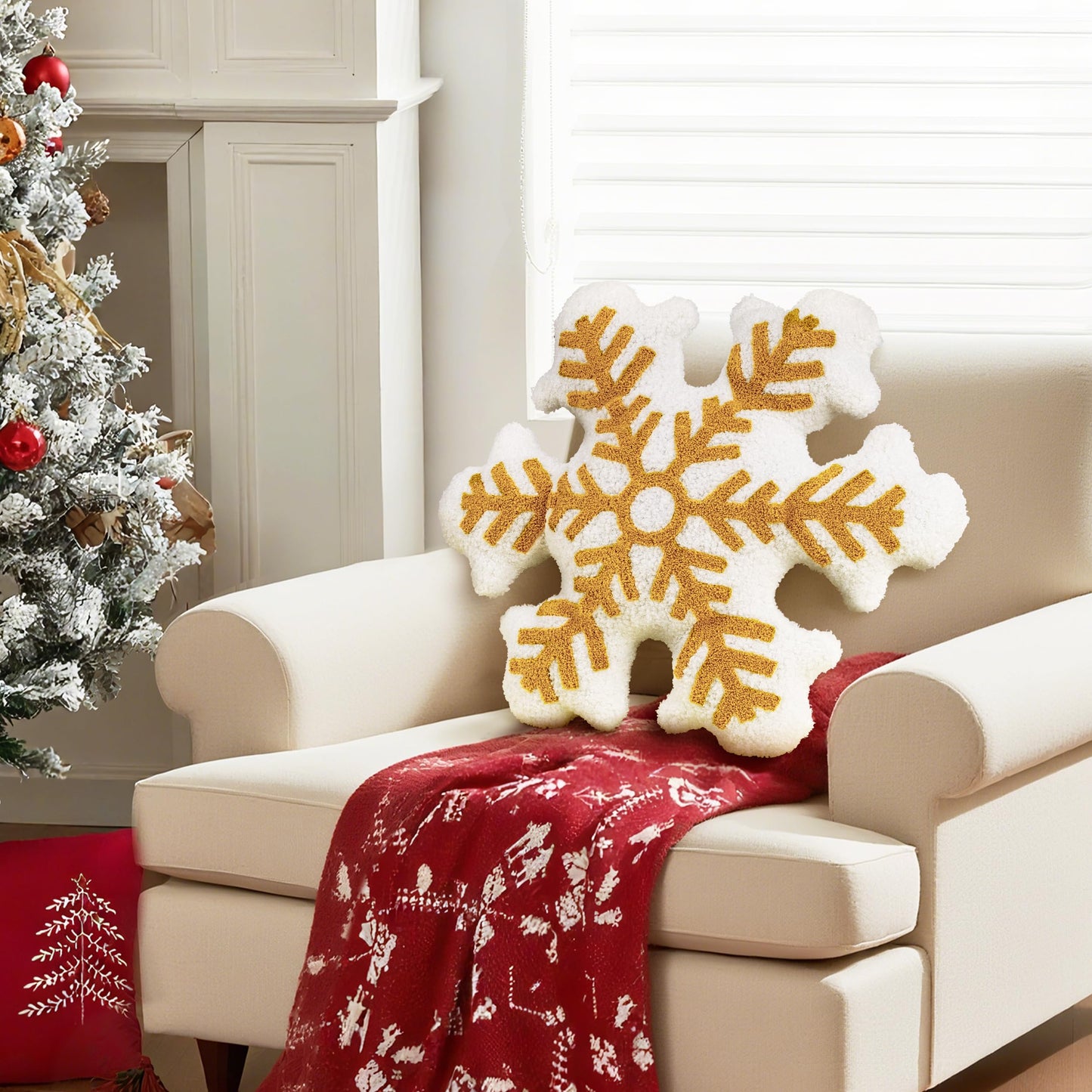 AELS 21.6 Inches 3D Snowflake Christmas Decorative Throw Pillow, Cute Winter Faux Fur Plush Throw Pillow, Living Room Bedroom Nursery Decor, White Christmas Decoration, Snow White