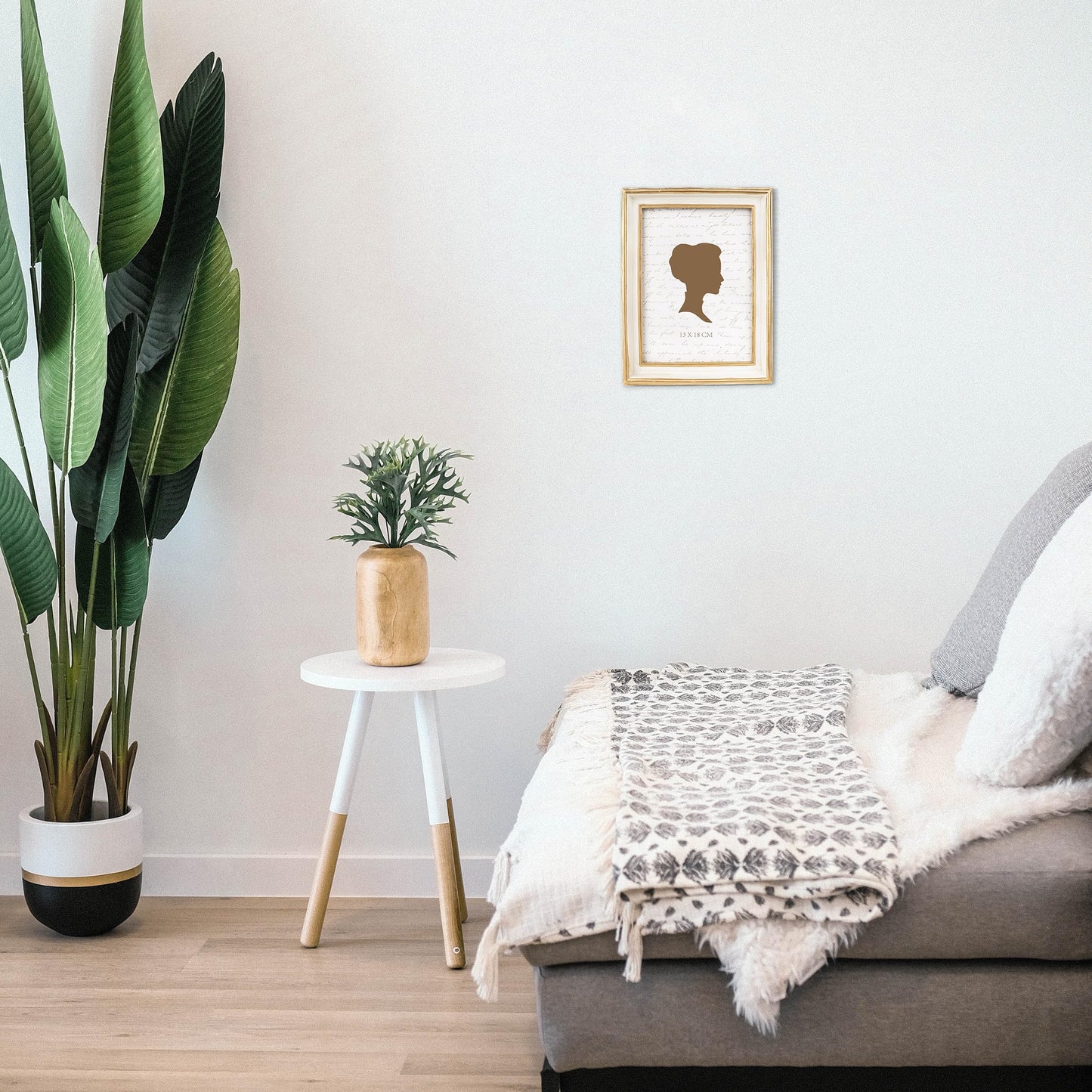 AELS 8x10 Inch Vintage Picture Frame, Elegant Antique Photo Frames with Glass Front, Photo Display, Tabletop Wall Hanging, Gift Ideas, Teal Blue with Gold Trim