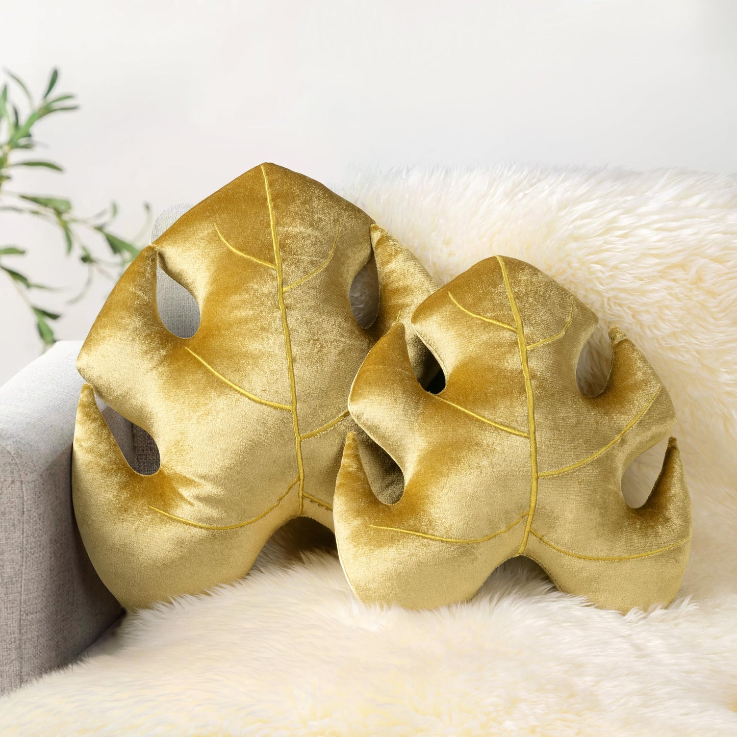 AELS Set of 2 3D Leaves Decorative Throw Pillows, 18"& 14" Monstera Deliciosa Plush Pillow Set for Plant Lovers Garden Lovers, Living Room Bedroom Nursery Decor, Bluish Green & Light Green