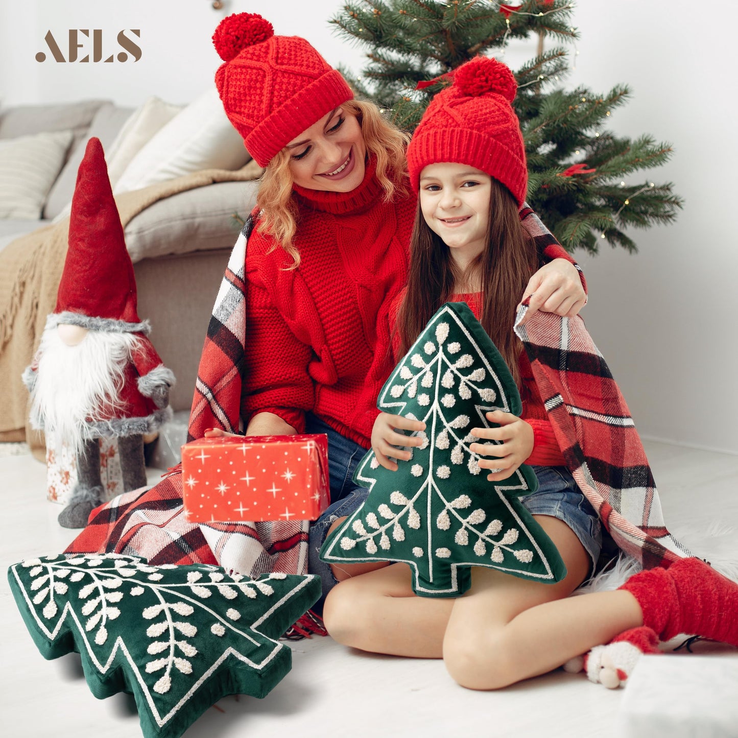 AELS Embroidered 18.5" Merry Christmas Tree Decorative Throw Pillow, Set of 2, Holiday Throw Pillows for Christmas Decor, Plush Tree Shaped Decorative Pillows for Living Room Bedroom Sofa, Green