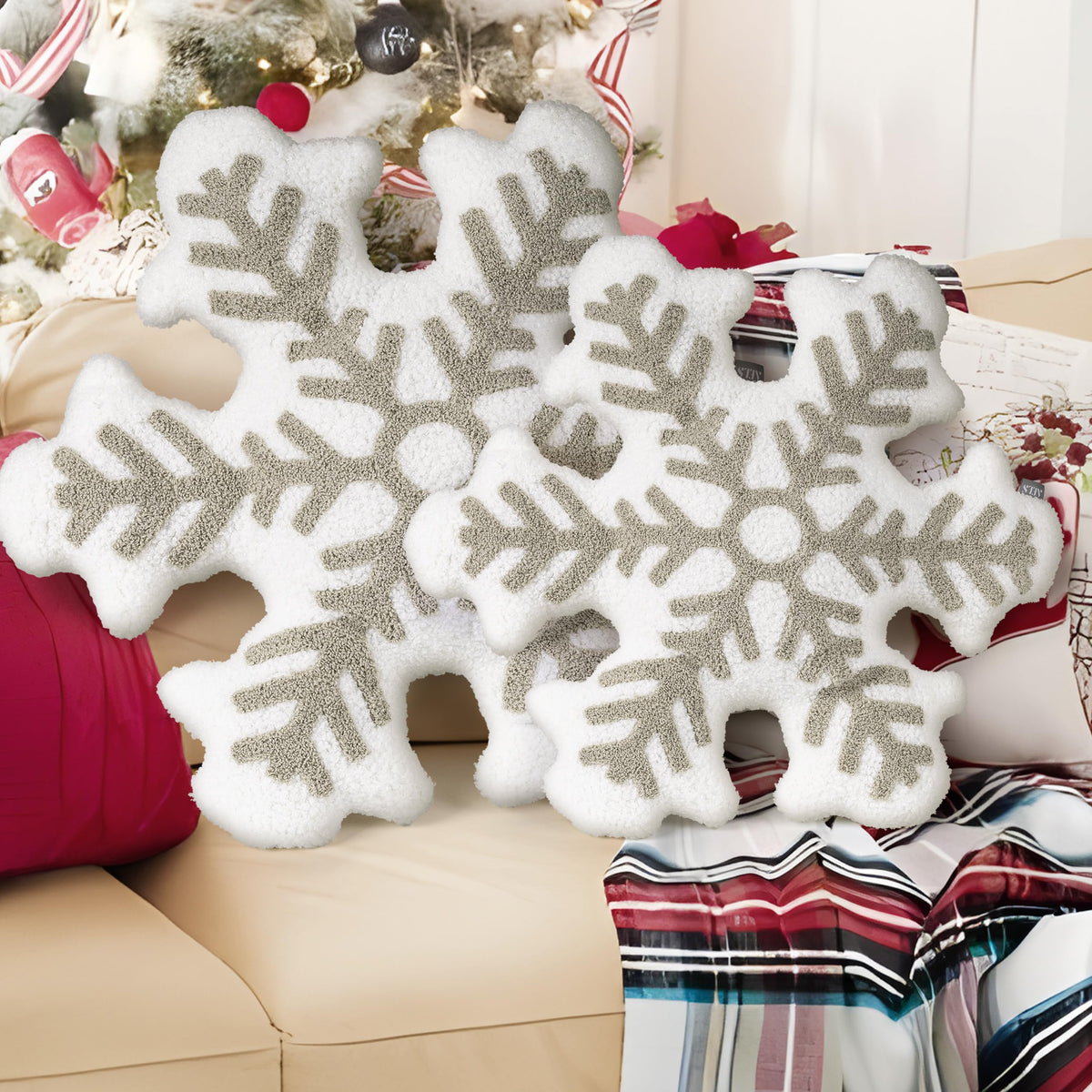 AELS Set of 2 Snowflake Christmas Faux Fur Decorative Throw Pillows, White