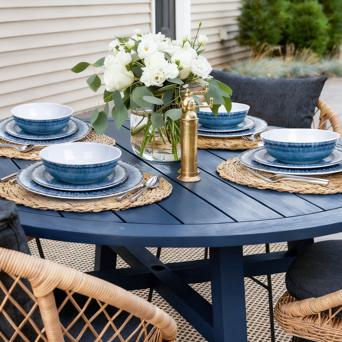 AELS Melamine Dinnerware Set of 18 Pcs Dinner Dishes Set, Lightweight Unbreakable for Indoor and Outdoor Use, BPA Free, Dishwasher Safe, Light Blue