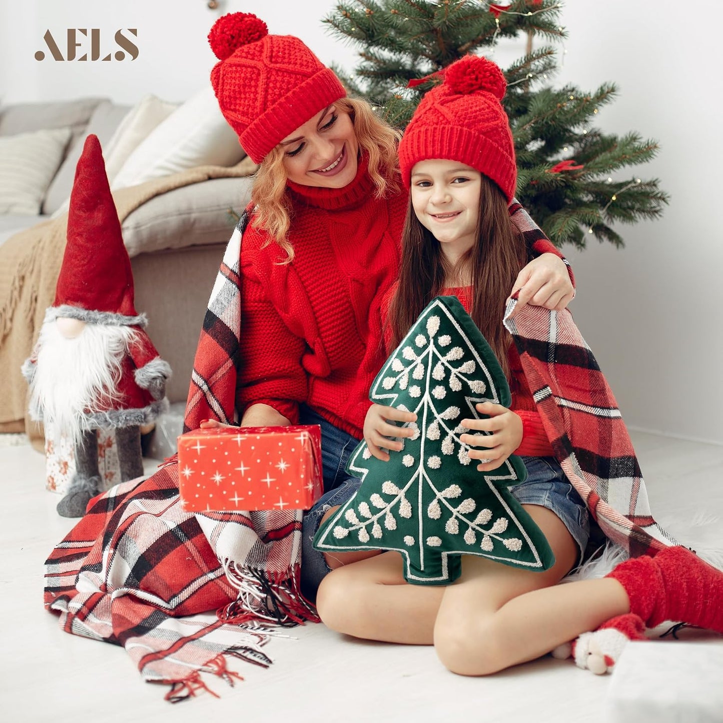AELS 18.5" Embroidered Merry Christmas Tree Decorative Throw Pillow, Holiday Throw Pillows for Christmas Decor, Plush Tree Shaped Decorative Pillows for Living Room Bedroom Sofa, Green