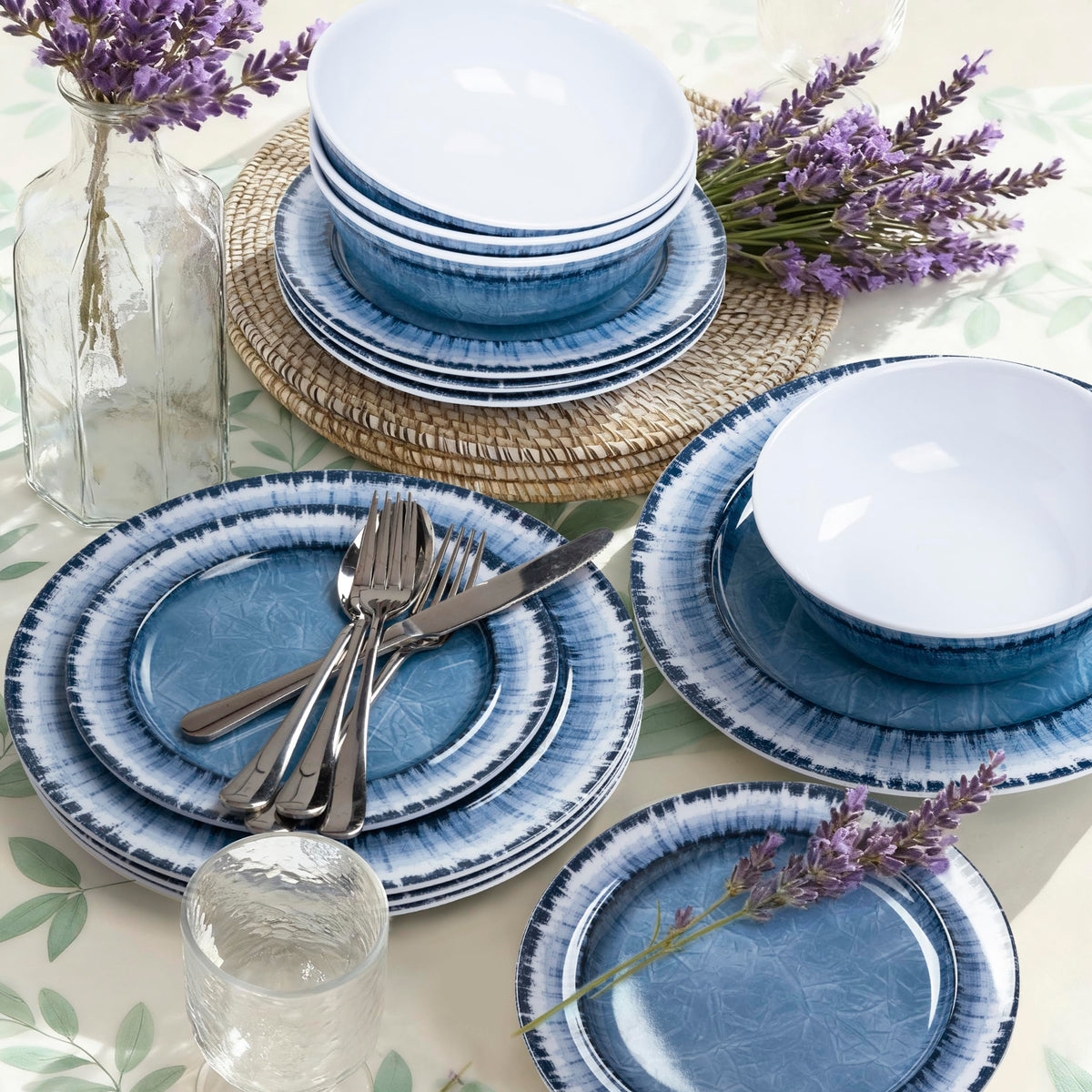 AELS Melamine Dinnerware Set of 18 Pcs Dinner Dishes Set, Lightweight Unbreakable for Indoor and Outdoor Use, BPA Free, Dishwasher Safe, Light Blue