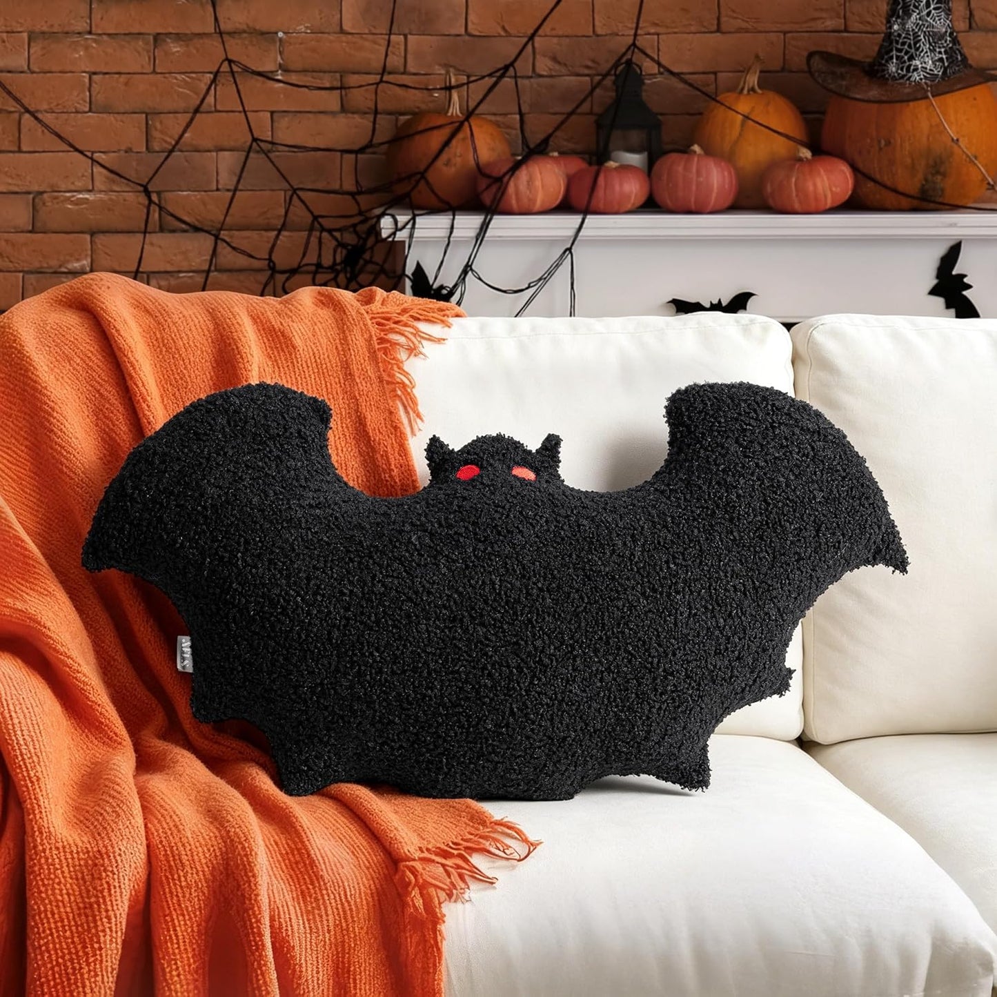 AELS Bat Pillow, 23.6" Bats Plush Pillow, Halloween Pillows for Holiday Party Home, Halloween Decorations for Living Room Bedroom, Black